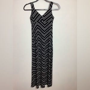 Metaphor maxi dress black with white chevrons Size XS SLEEVELESS great neckline